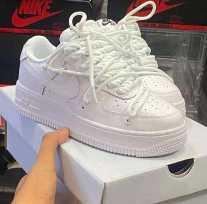 NIKE AIRFORCE