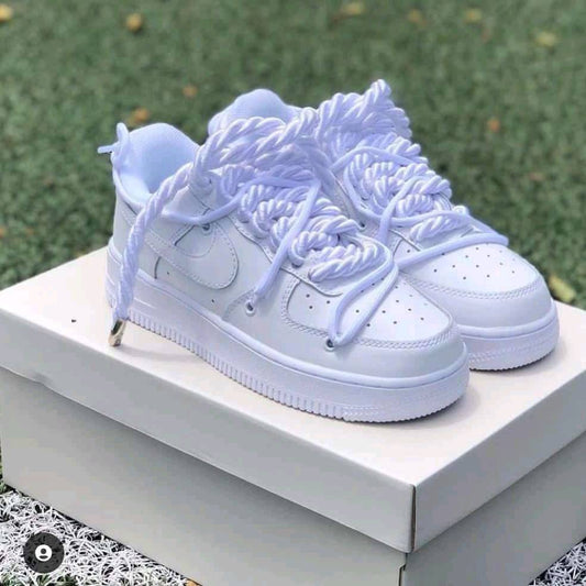 NIKE AIRFORCE
